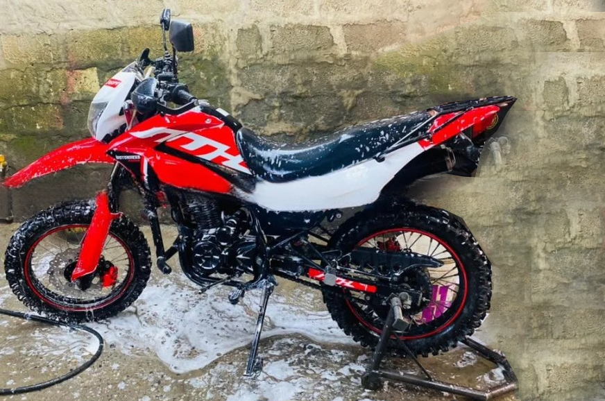 MH200 Dirt Bike